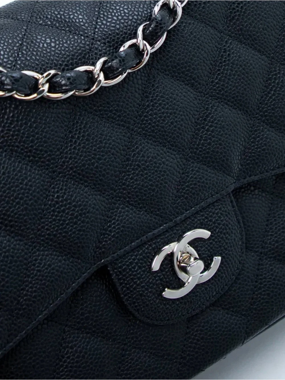 CHANEL classic quilted